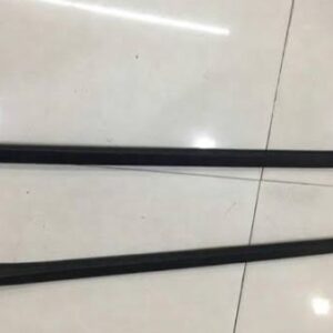 ACABAMENTO PÁRA-BRISA I30